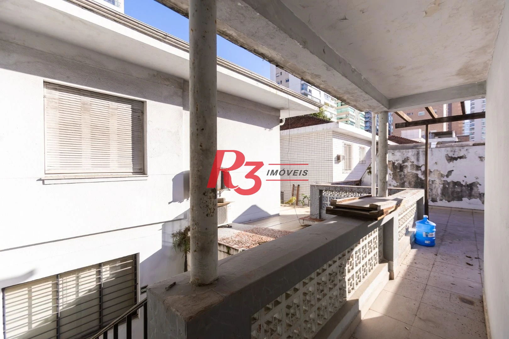 Sobrado com 3 dormitórios para alugar, 200 m² por R$ 15.000,01/mês - Gonzaga - Santos/SP