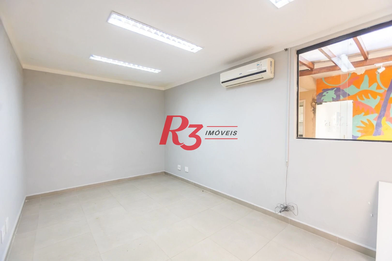 Sobrado com 3 dormitórios para alugar, 200 m² por R$ 15.000,01/mês - Gonzaga - Santos/SP