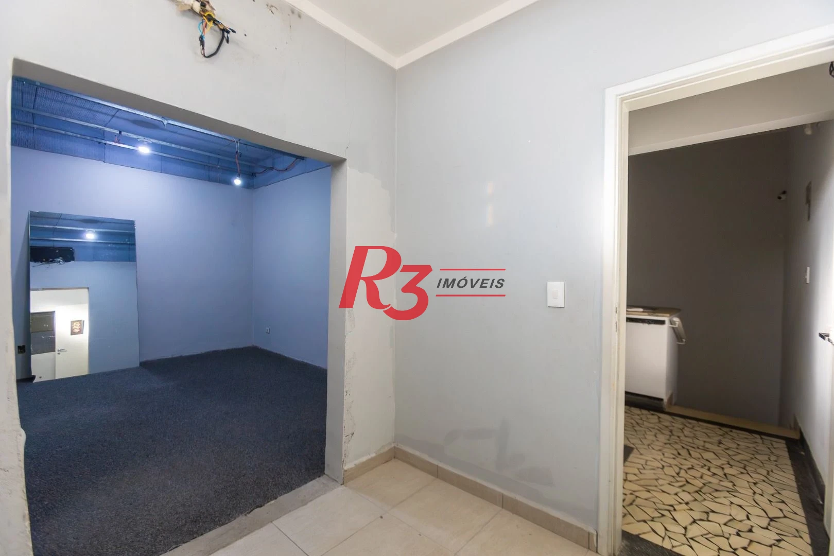 Sobrado com 3 dormitórios para alugar, 200 m² por R$ 15.000,01/mês - Gonzaga - Santos/SP