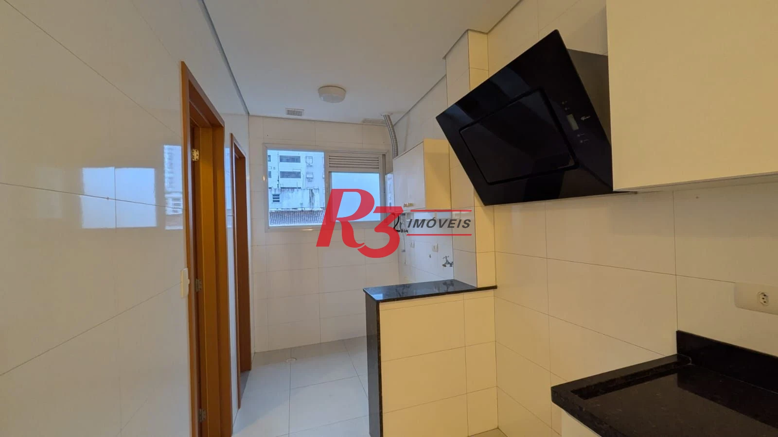 Apartamento com 2 dormitórios para alugar, 81 m² por R$ 5.300,00/mês - Boqueirão - Santos/SP