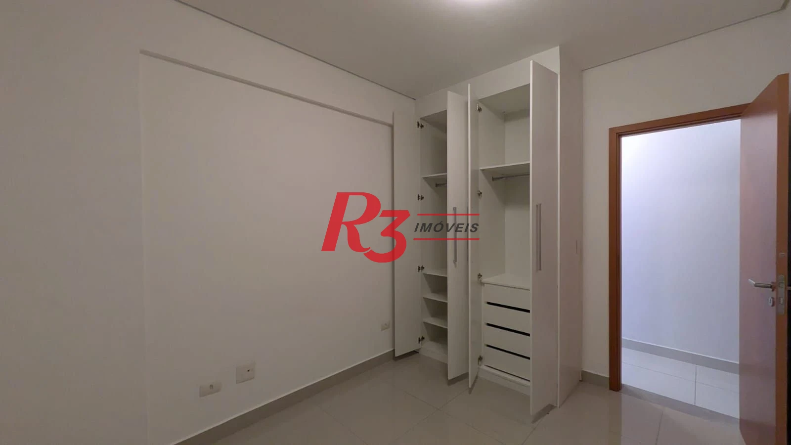 Apartamento com 2 dormitórios para alugar, 81 m² por R$ 5.300,00/mês - Boqueirão - Santos/SP