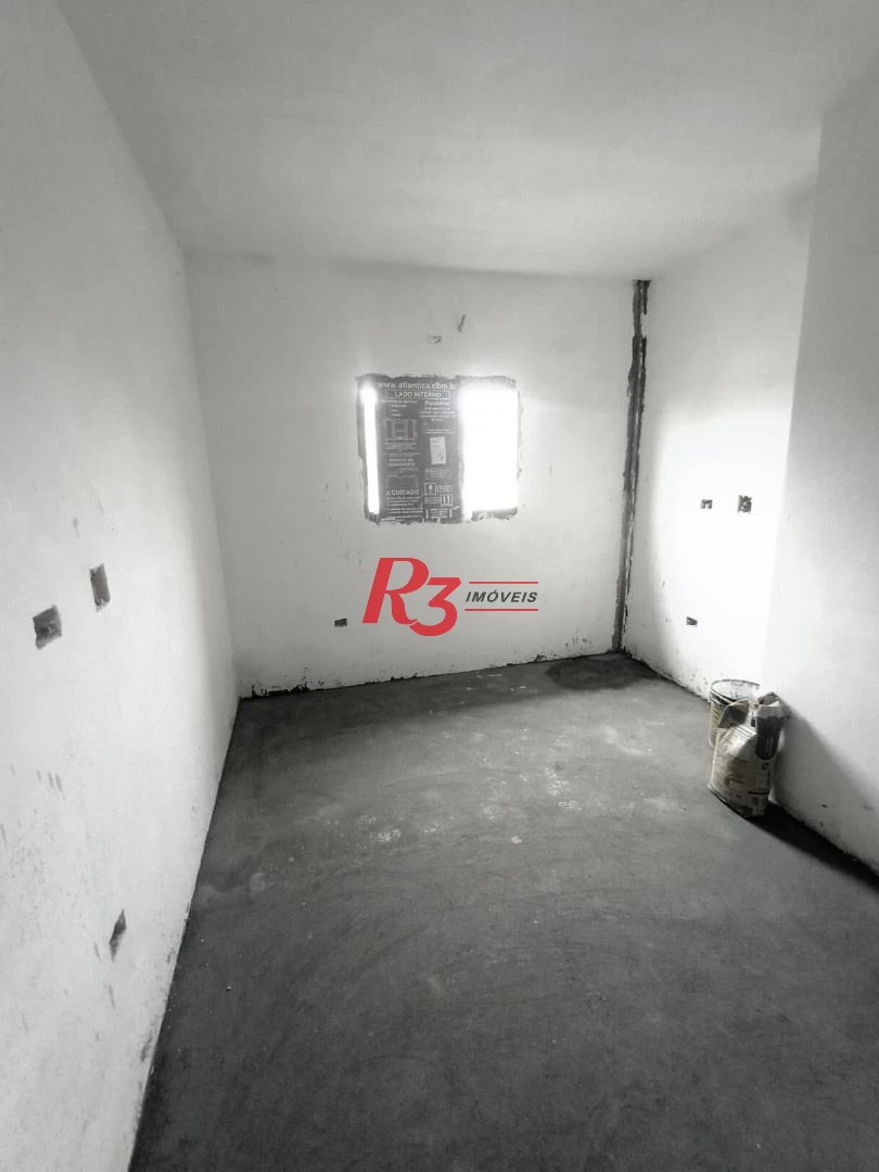 Casa com 3 dormitórios à venda, 100 m² por R$ 700.000,00 - Estuário - Santos/SP