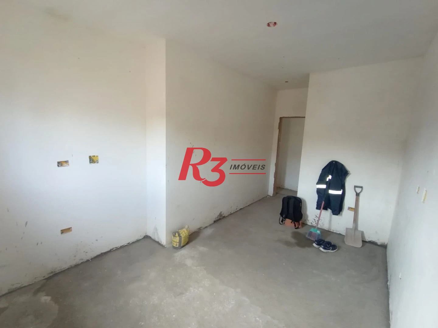 Casa com 3 dormitórios à venda, 100 m² por R$ 700.000,00 - Estuário - Santos/SP