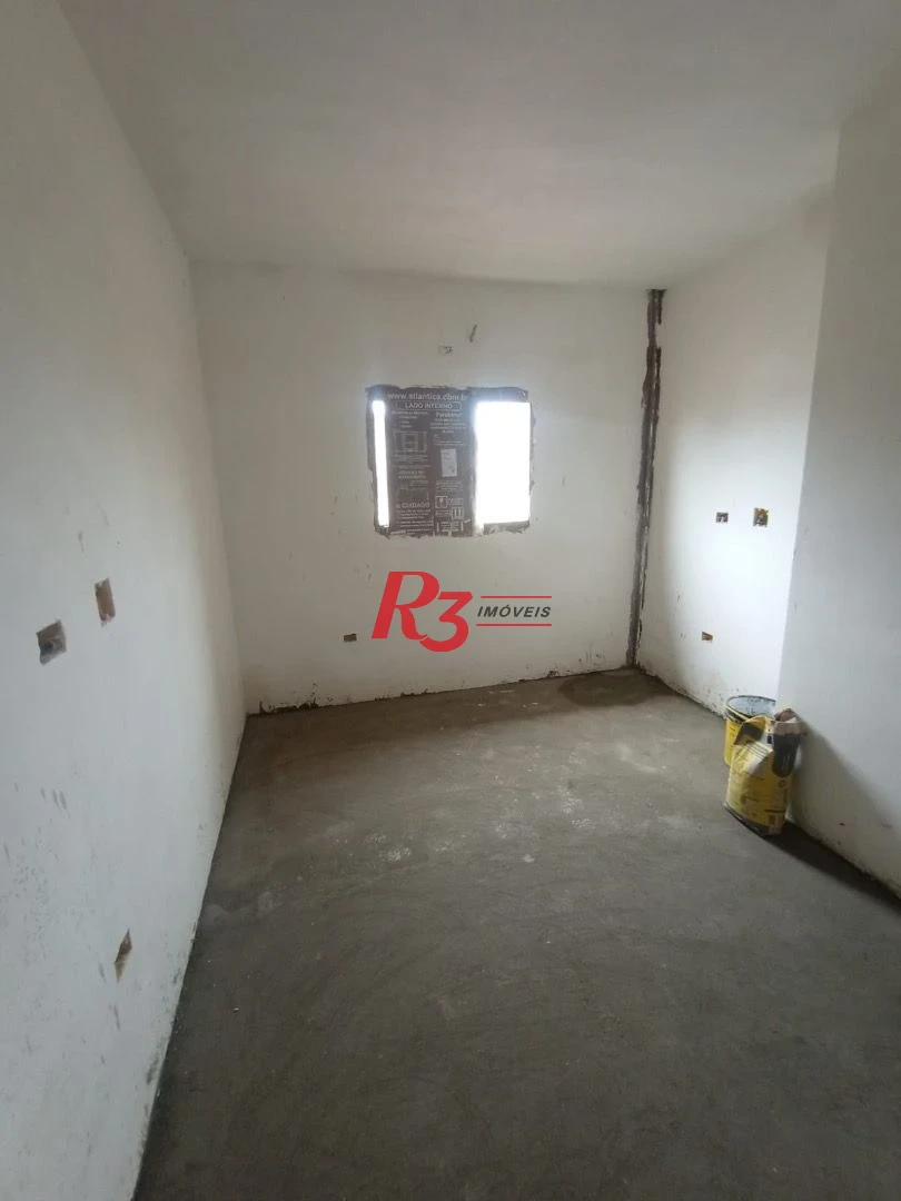Casa com 3 dormitórios à venda, 100 m² por R$ 700.000,00 - Estuário - Santos/SP