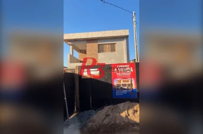Casa com 3 dormitórios à venda, 100 m² por R$ 750.000,00 - Estuário - Santos/SP