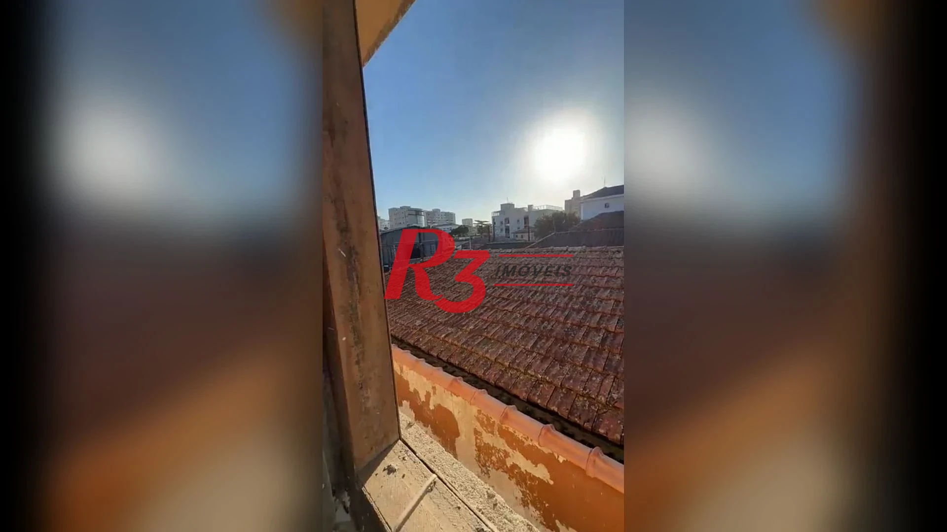 Casa com 3 dormitórios à venda, 100 m² por R$ 750.000,00 - Estuário - Santos/SP