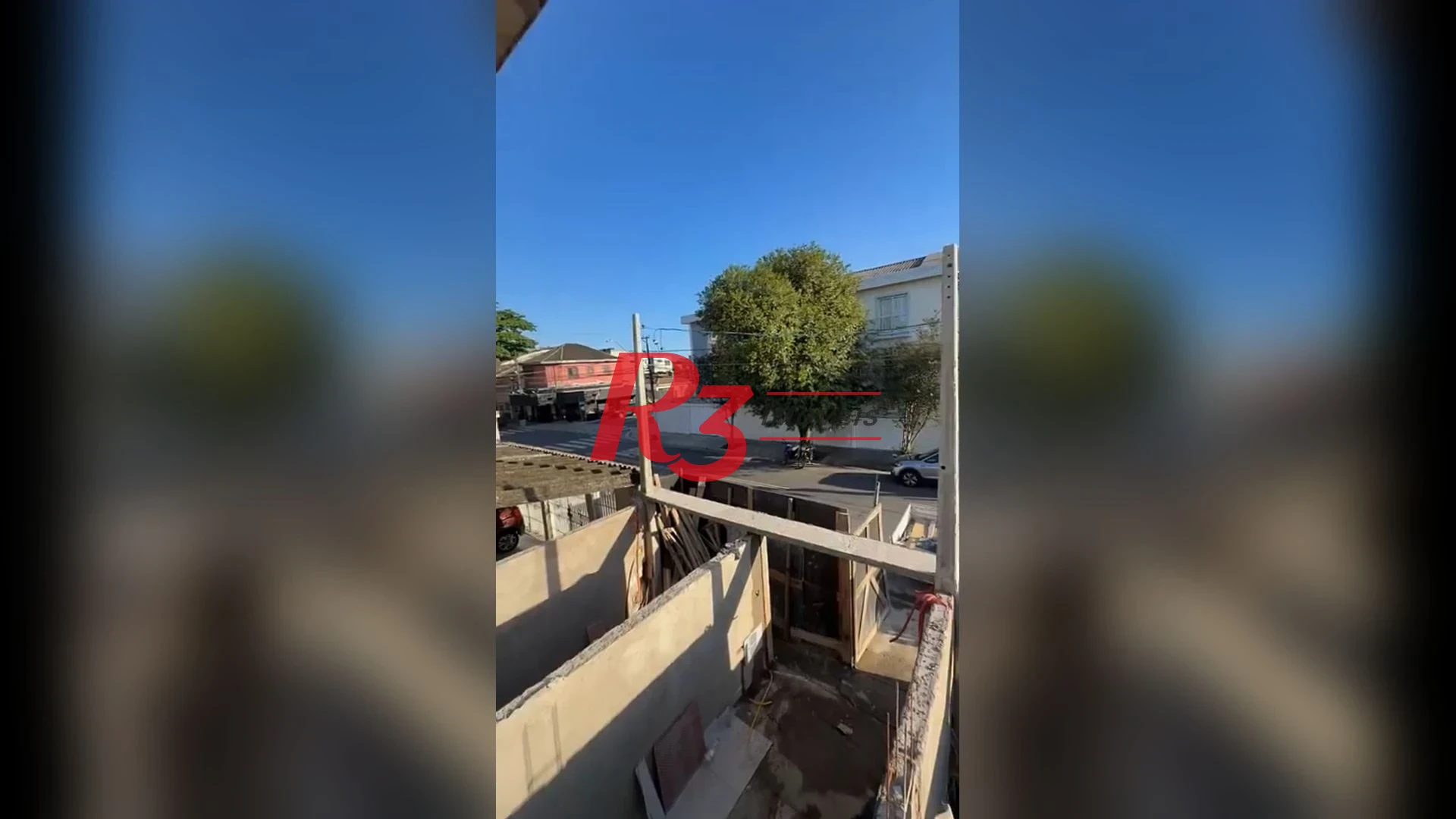 Casa com 3 dormitórios à venda, 100 m² por R$ 750.000,00 - Estuário - Santos/SP