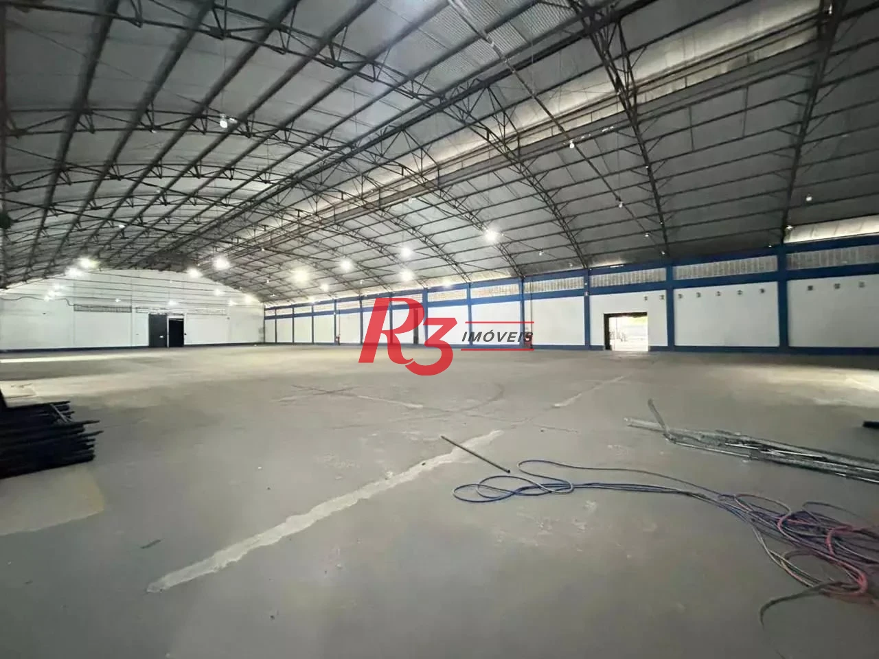 Galpão para alugar, 5700 m² por R$ 190.000,02/mês - Estuário - Santos/SP