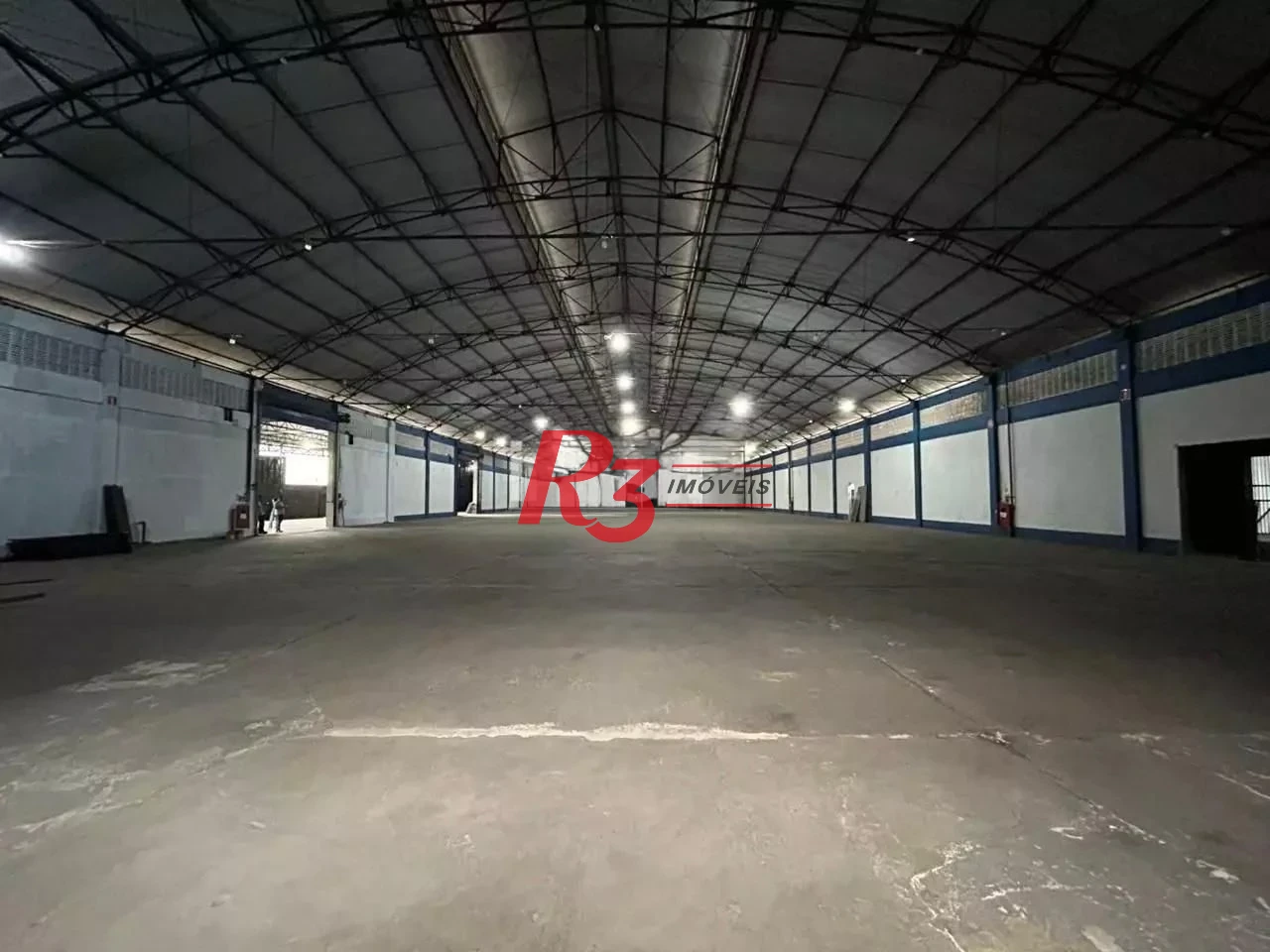 Galpão para alugar, 5700 m² por R$ 190.000,02/mês - Estuário - Santos/SP