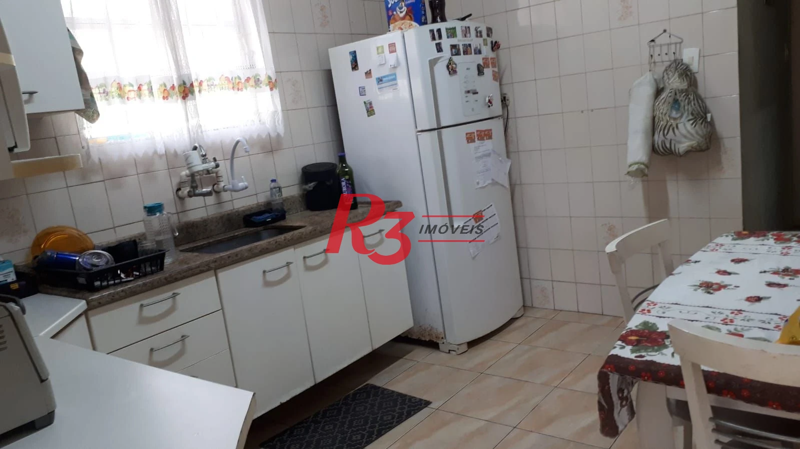 Casa com 4 dormitórios à venda, 200 m² por R$ 1.170.000,00 - Parque São Vicente - São Vicente/SP