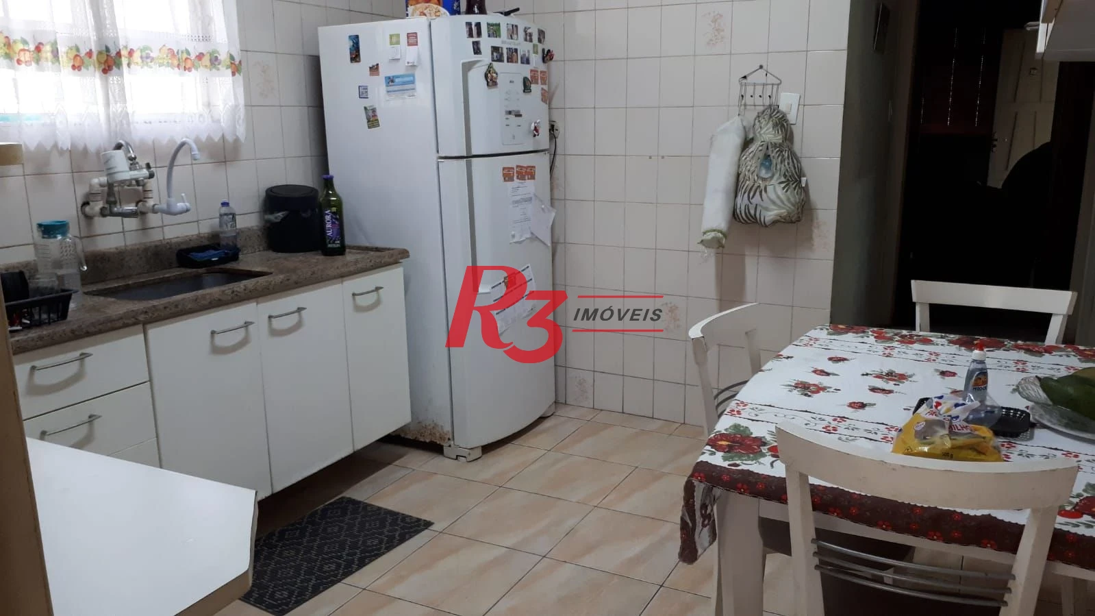 Casa com 4 dormitórios à venda, 200 m² por R$ 1.170.000,00 - Parque São Vicente - São Vicente/SP