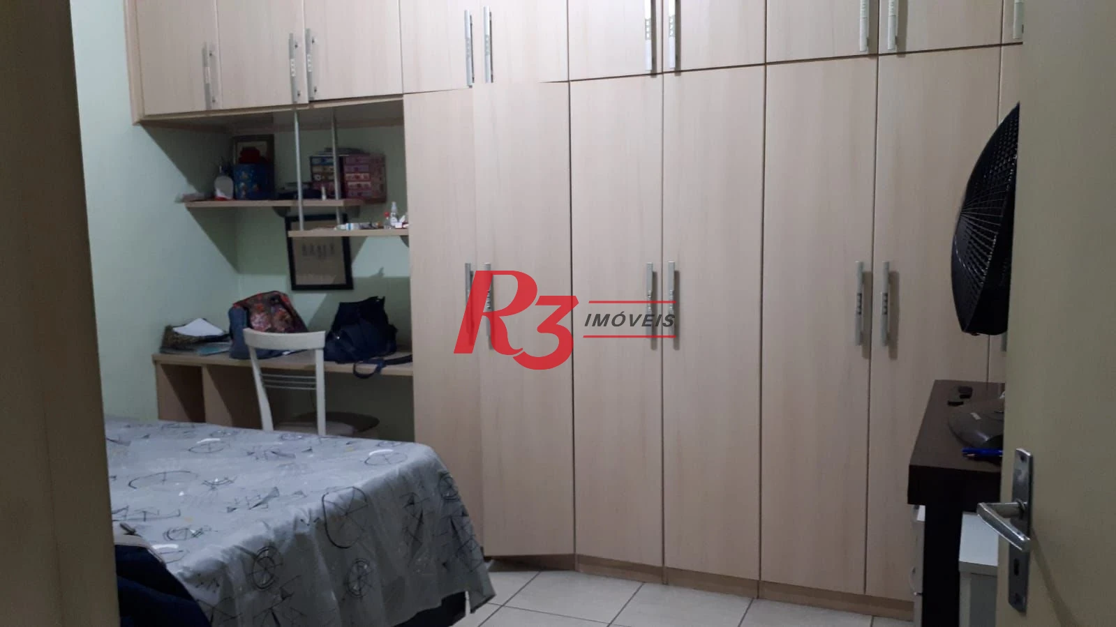 Casa com 4 dormitórios à venda, 200 m² por R$ 1.170.000,00 - Parque São Vicente - São Vicente/SP