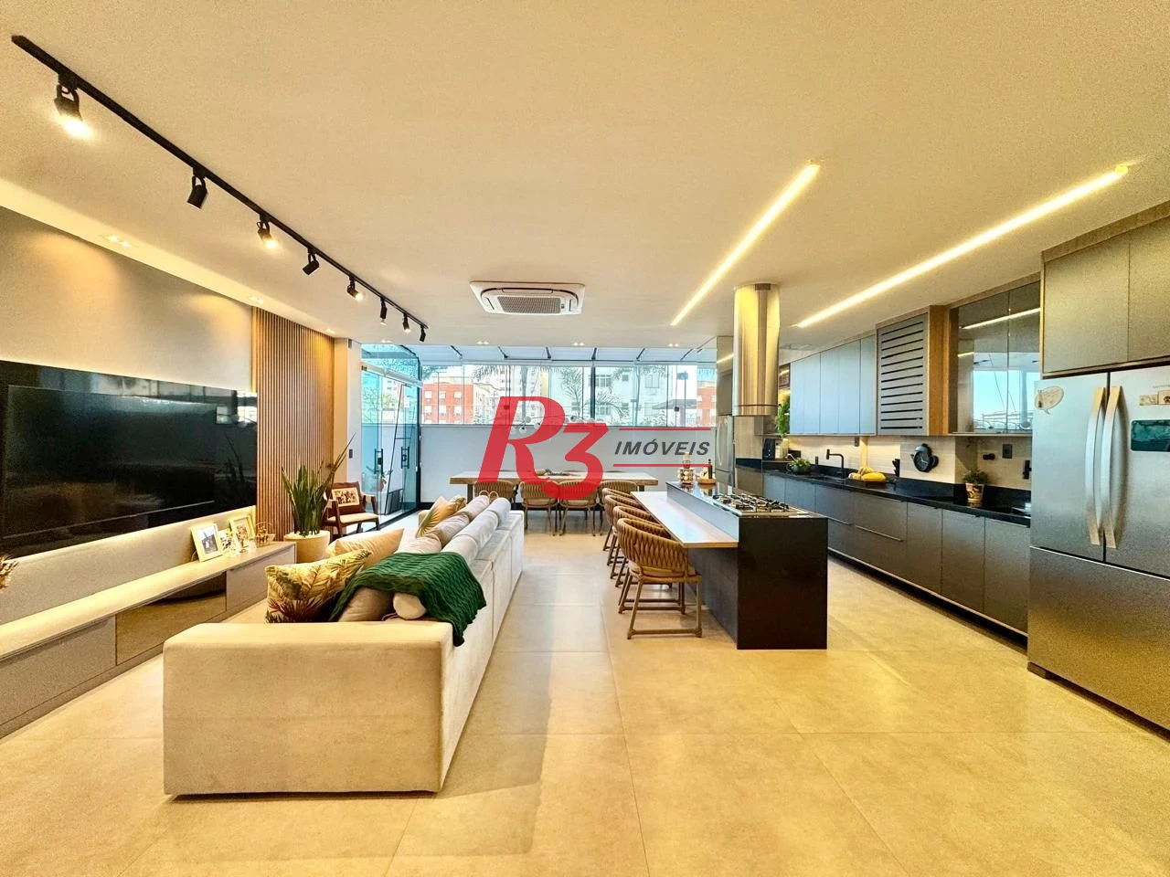 Apartamento Garden com 2 dormitórios à venda, 142 m² por R$ 1.600.000,00 - Marapé - Santos/SP