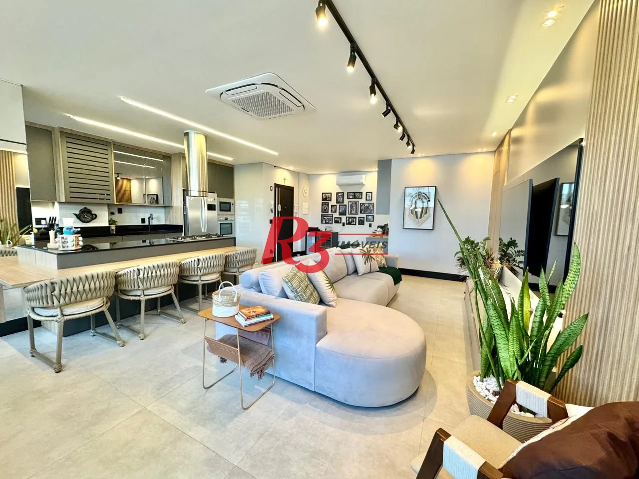 Apartamento Garden com 2 dormitórios à venda, 142 m² por R$ 1.600.000,00 - Marapé - Santos/SP