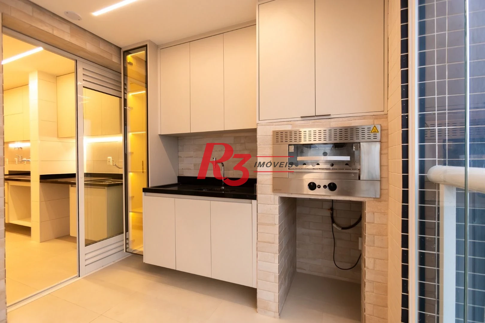 Apartamento à venda, 115 m² por R$ 2.500.000,00 - Embaré - Santos/SP
