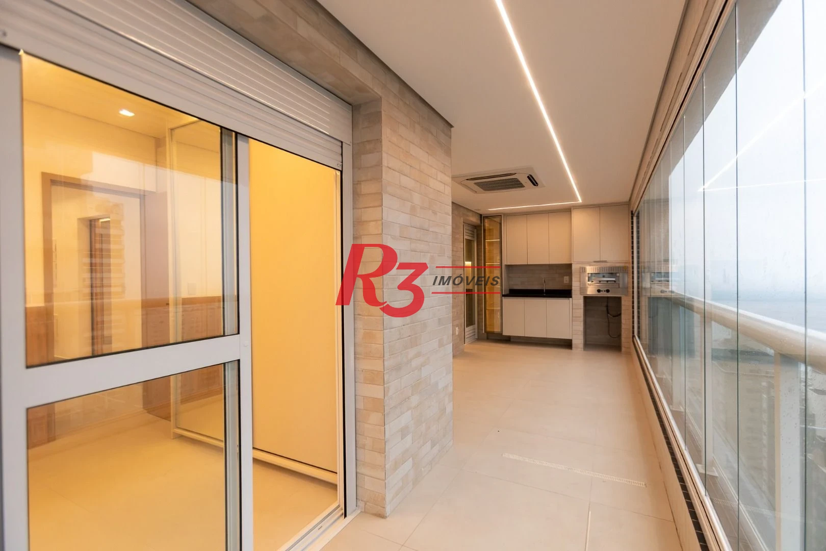 Apartamento à venda, 115 m² por R$ 2.500.000,00 - Embaré - Santos/SP