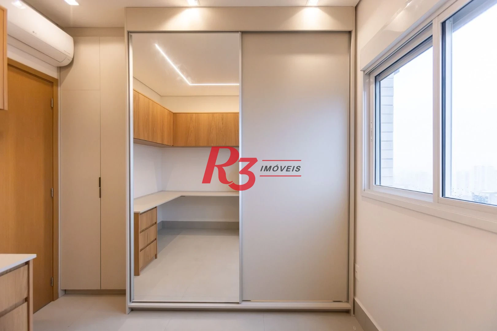 Apartamento à venda, 115 m² por R$ 2.500.000,00 - Embaré - Santos/SP