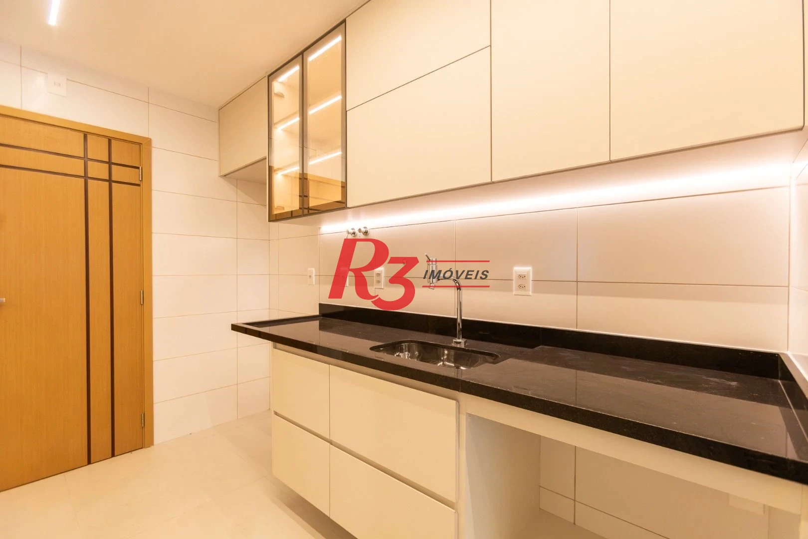 Apartamento à venda, 115 m² por R$ 2.500.000,00 - Embaré - Santos/SP