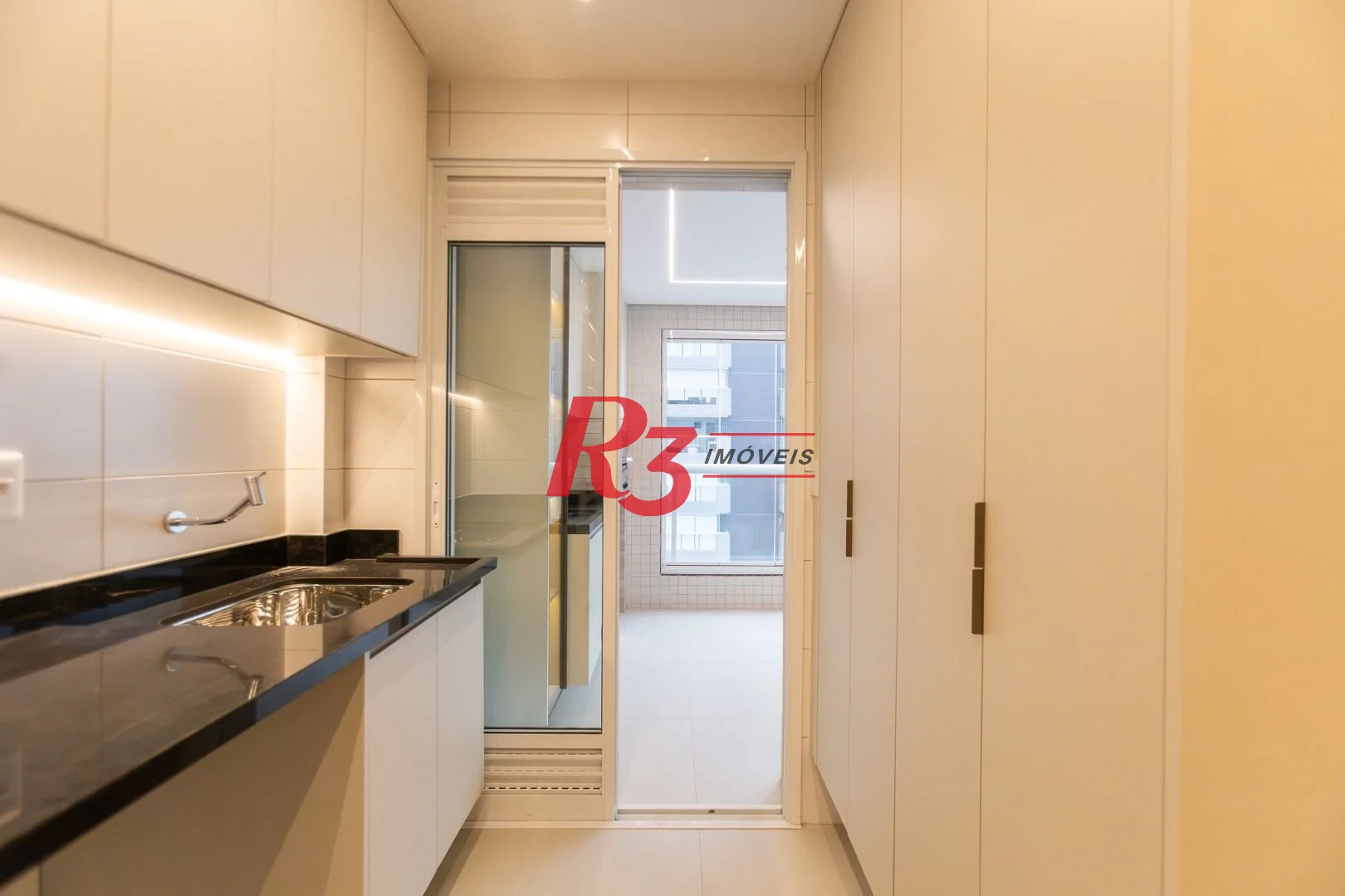 Apartamento à venda, 115 m² por R$ 2.500.000,00 - Embaré - Santos/SP