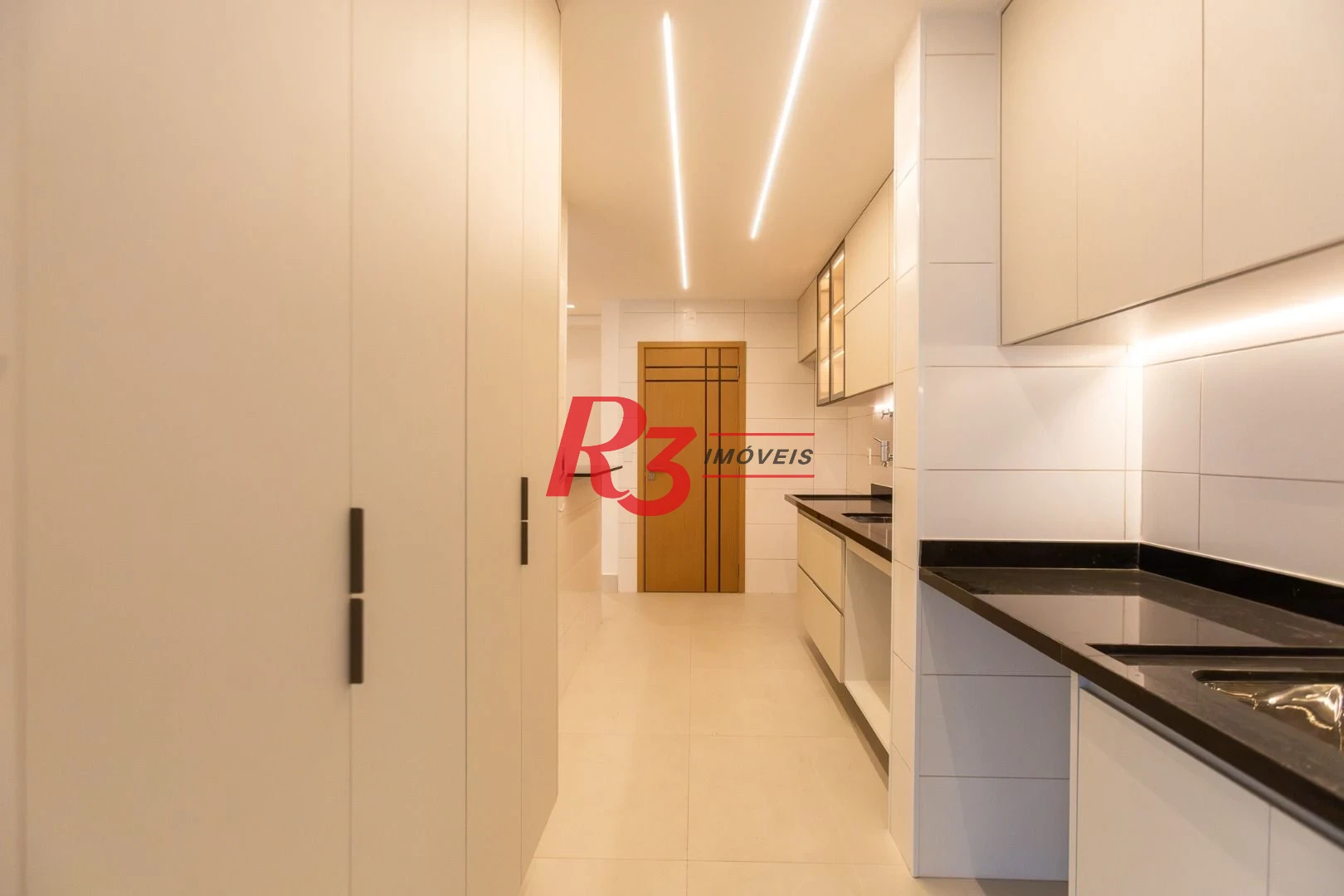 Apartamento à venda, 115 m² por R$ 2.500.000,00 - Embaré - Santos/SP