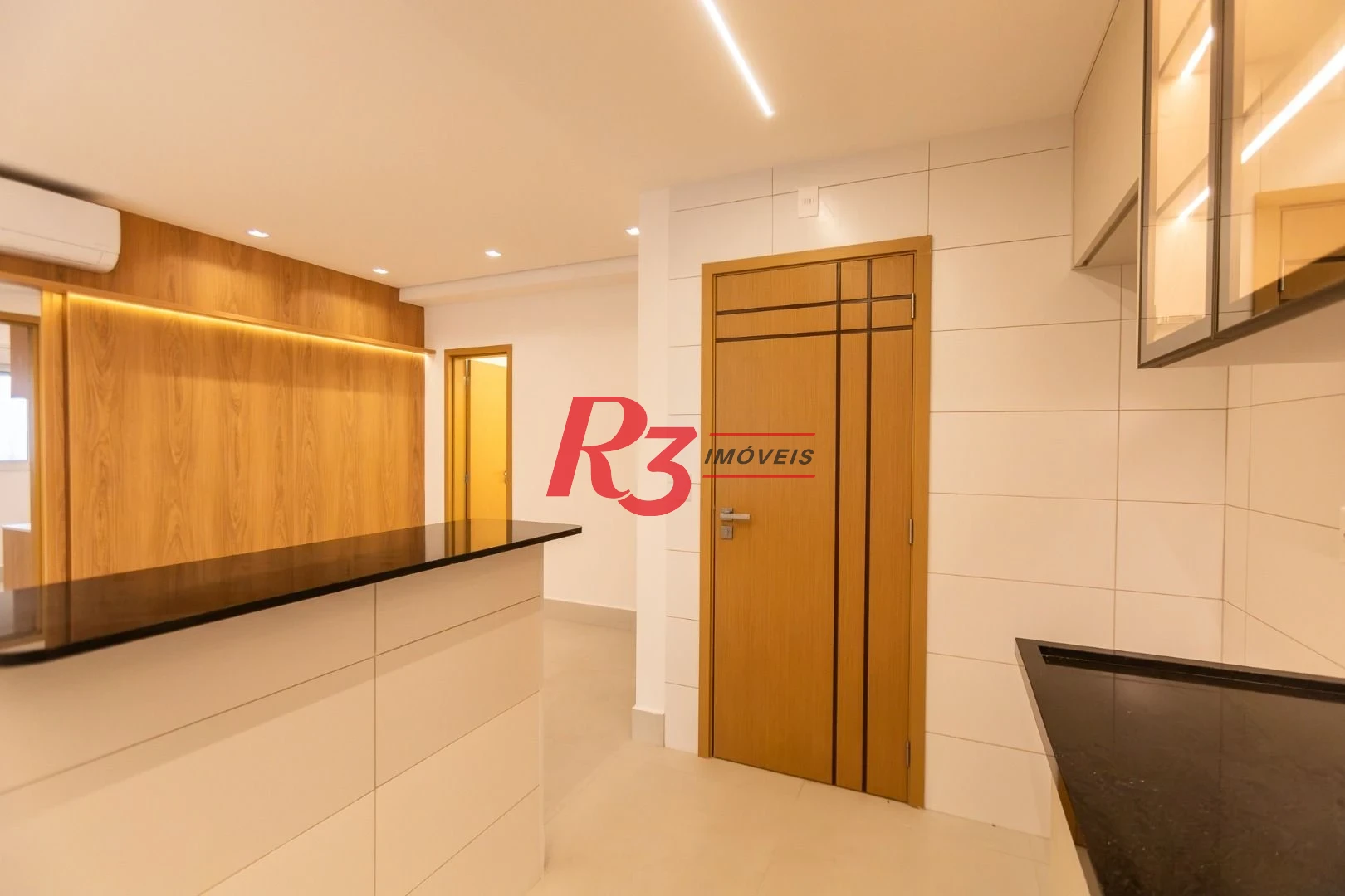 Apartamento à venda, 115 m² por R$ 2.500.000,00 - Embaré - Santos/SP