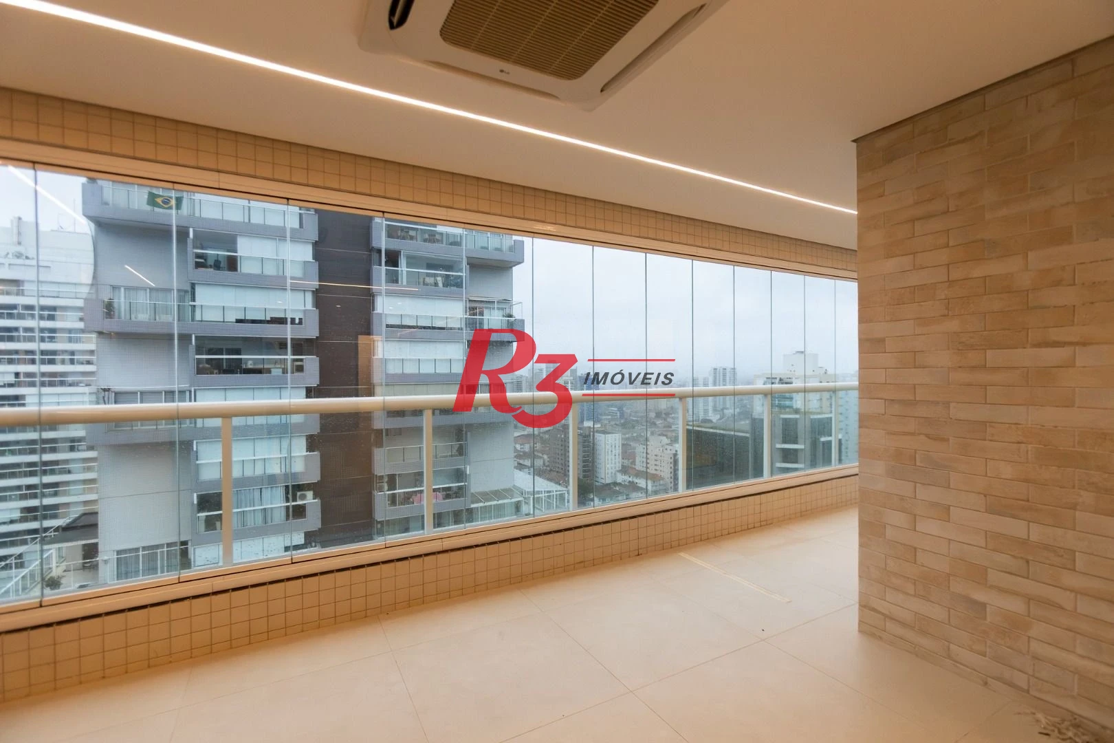Apartamento à venda, 115 m² por R$ 2.500.000,00 - Embaré - Santos/SP