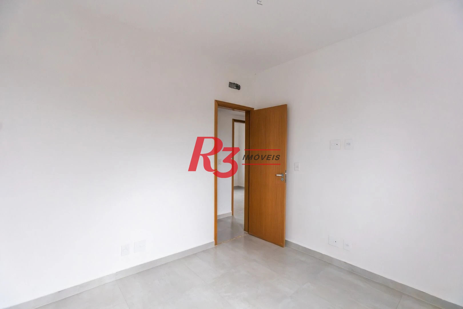 Village com 3 dormitórios à venda, 122 m² por R$ 810.000,00 - Aparecida - Santos/SP