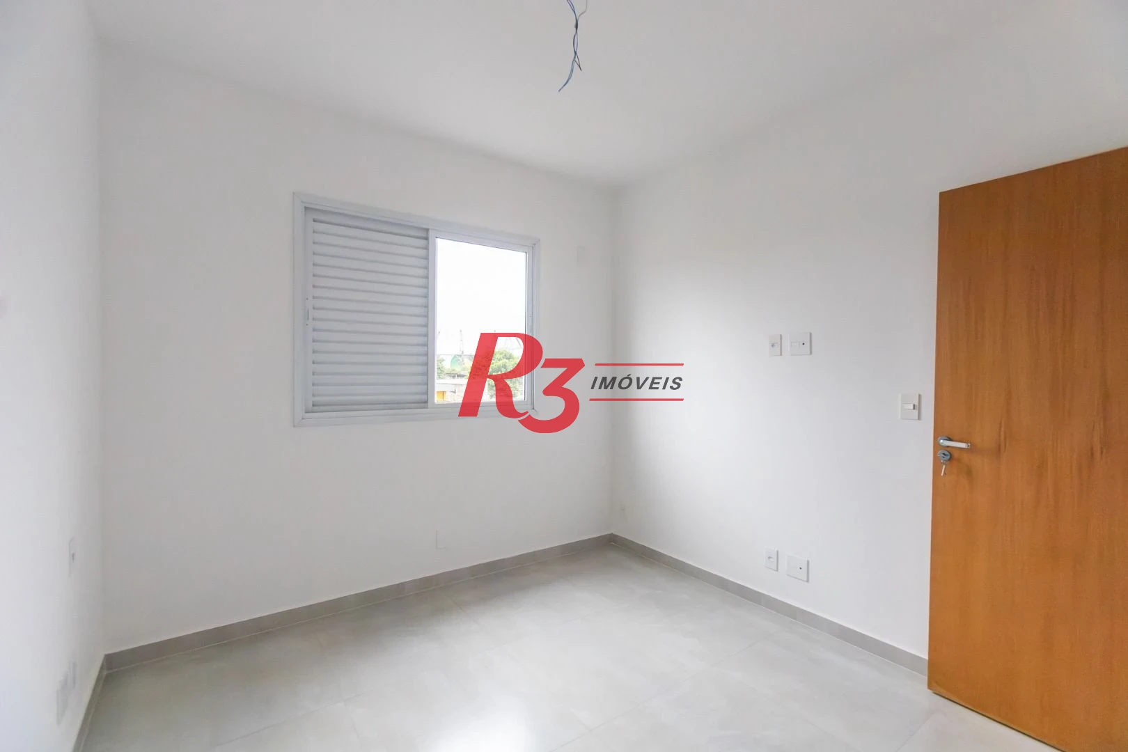 Village com 3 dormitórios à venda, 122 m² por R$ 810.000,00 - Aparecida - Santos/SP
