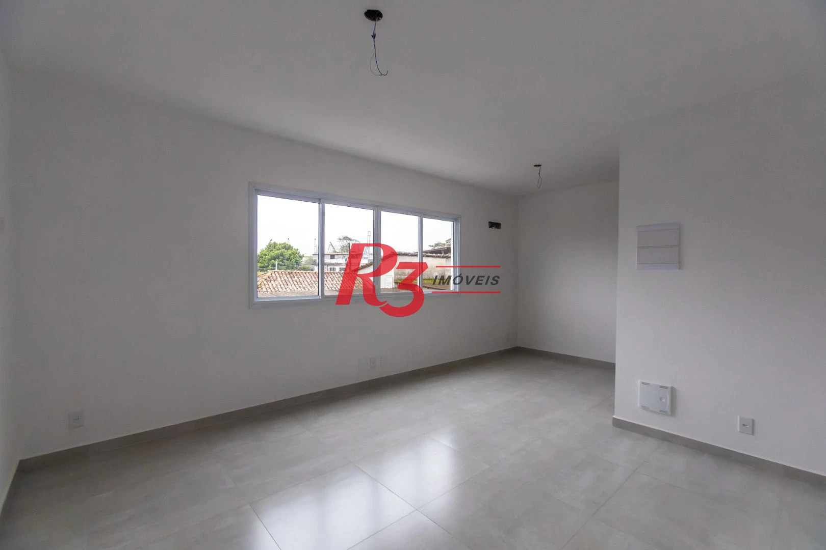 Village com 3 dormitórios à venda, 122 m² por R$ 810.000,00 - Aparecida - Santos/SP