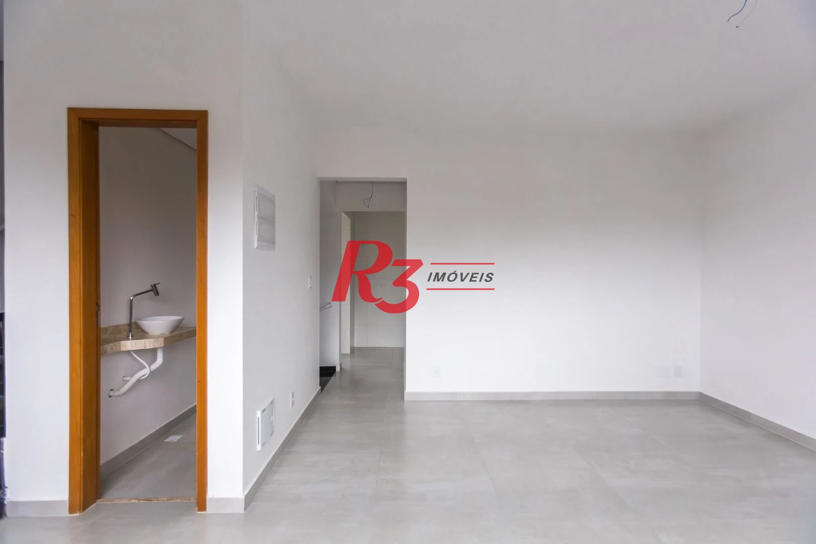 Village com 3 dormitórios à venda, 122 m² por R$ 780.000,00 - Aparecida - Santos/SP