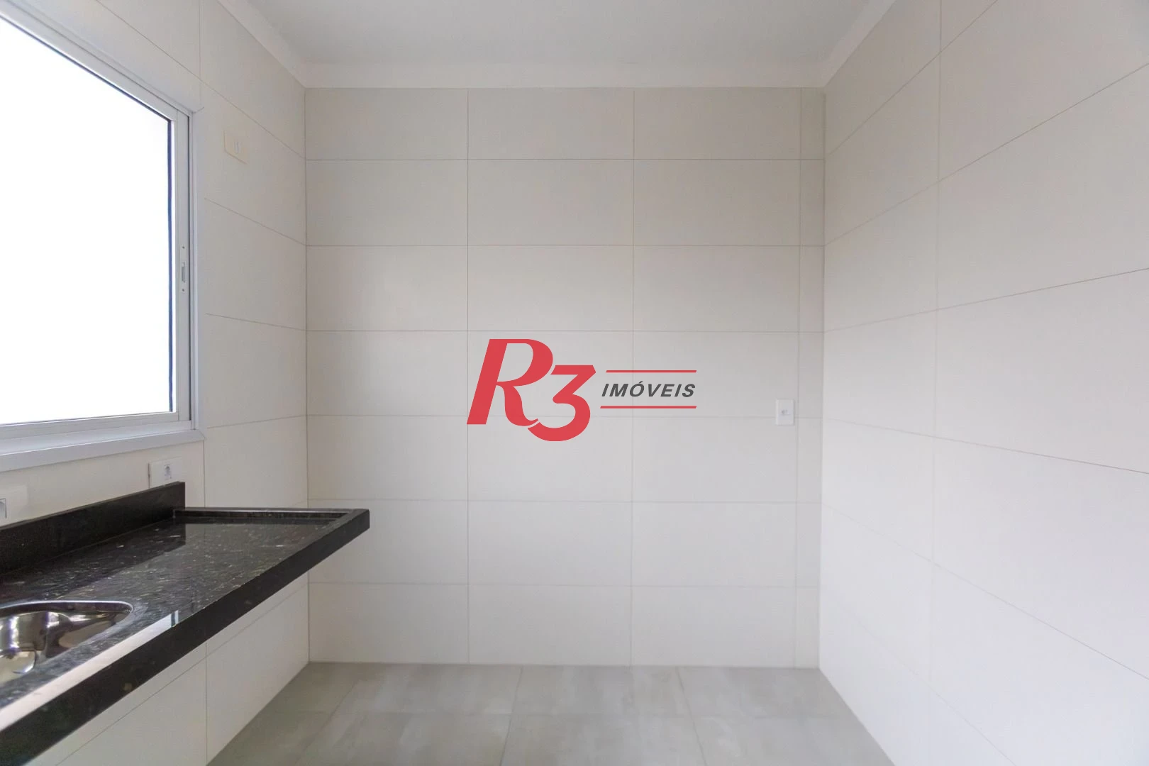 Village com 3 dormitórios à venda, 122 m² por R$ 780.000,00 - Aparecida - Santos/SP