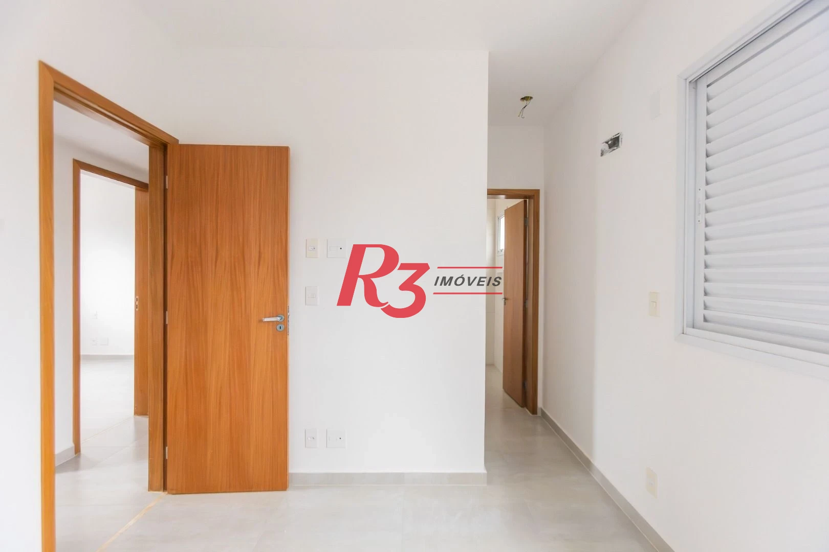 Village com 3 dormitórios à venda, 122 m² por R$ 780.000,00 - Aparecida - Santos/SP