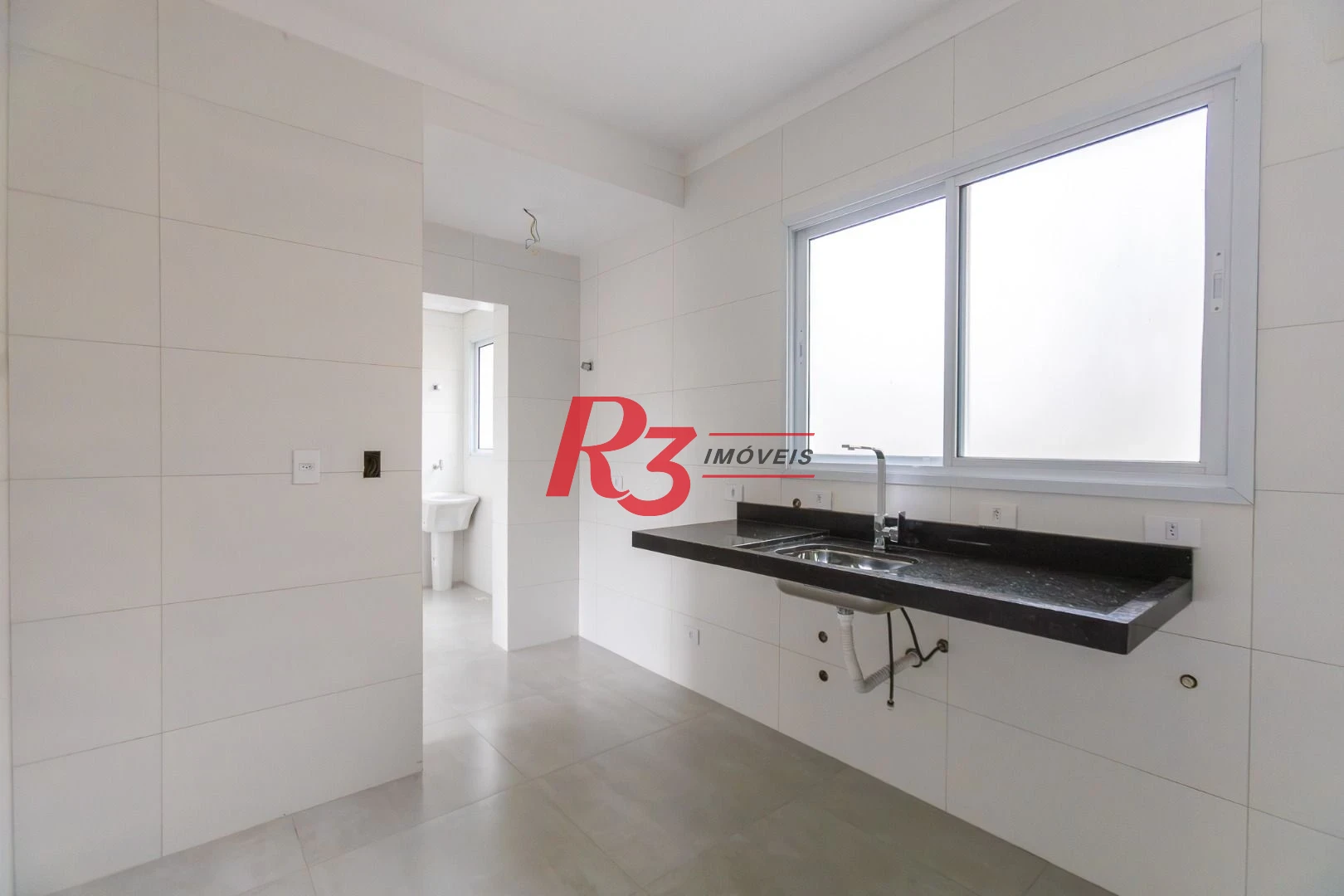 Village com 3 dormitórios à venda, 122 m² por R$ 780.000,00 - Aparecida - Santos/SP