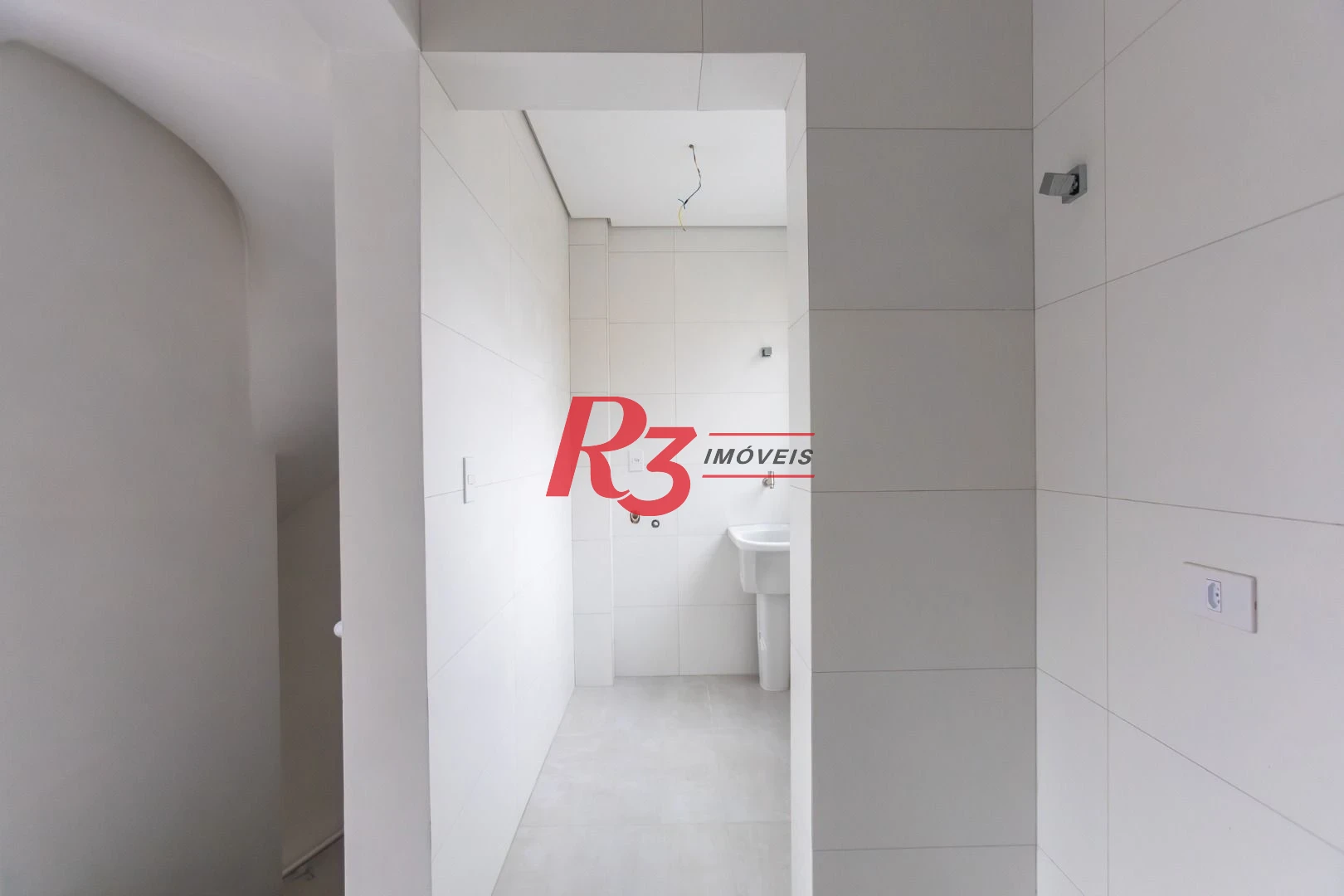 Village com 3 dormitórios à venda, 122 m² por R$ 780.000,00 - Aparecida - Santos/SP