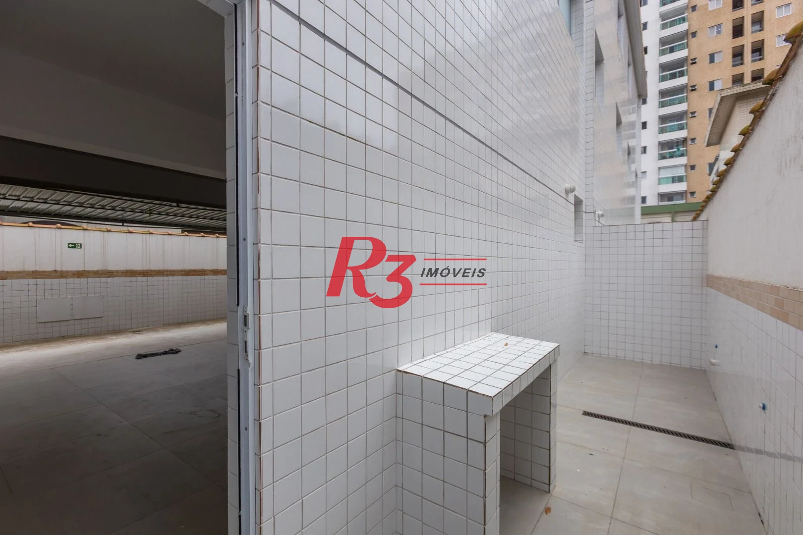 Village com 3 dormitórios à venda, 122 m² por R$ 780.000,00 - Aparecida - Santos/SP