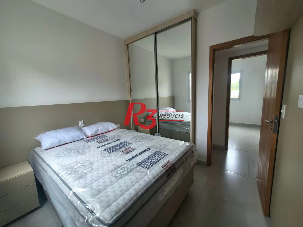 Village com 3 dormitórios à venda, 120 m² por R$ 845.000,00 - Aparecida - Santos/SP