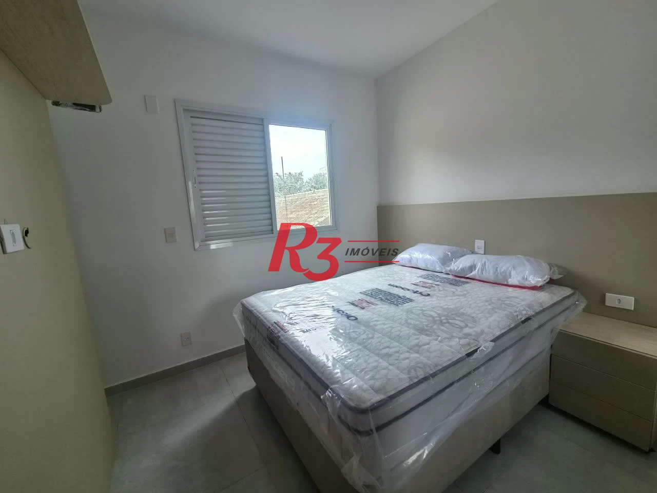 Village com 3 dormitórios à venda, 120 m² por R$ 845.000,00 - Aparecida - Santos/SP