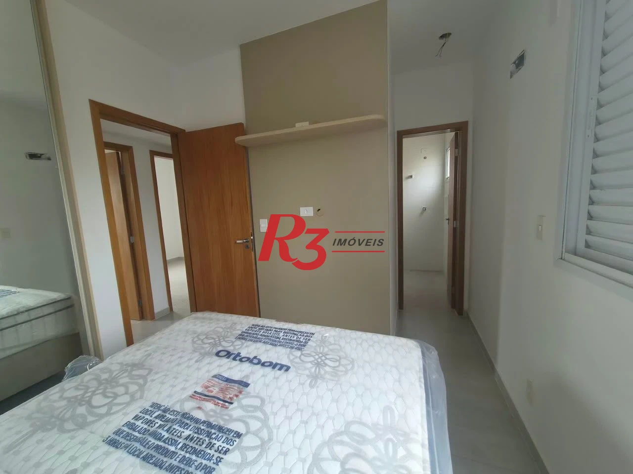 Village com 3 dormitórios à venda, 120 m² por R$ 845.000,00 - Aparecida - Santos/SP