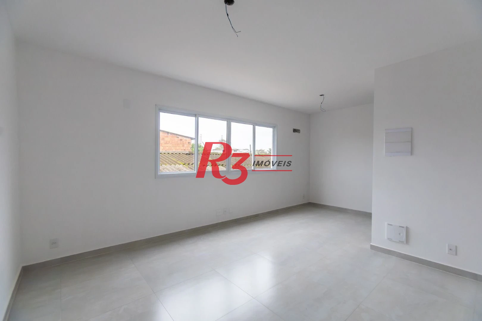 Village com 3 dormitórios à venda, 122 m² por R$ 820.000,00 - Aparecida - Santos/SP
