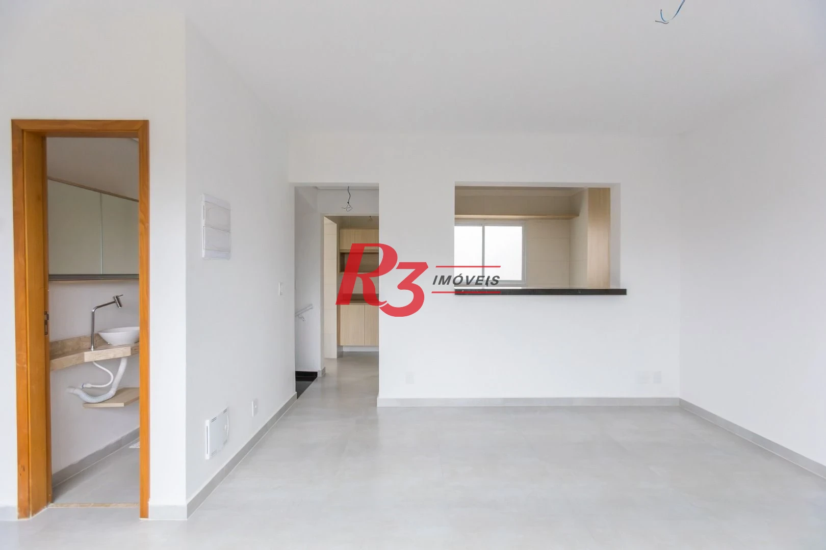 Village com 3 dormitórios à venda, 122 m² por R$ 820.000,00 - Aparecida - Santos/SP