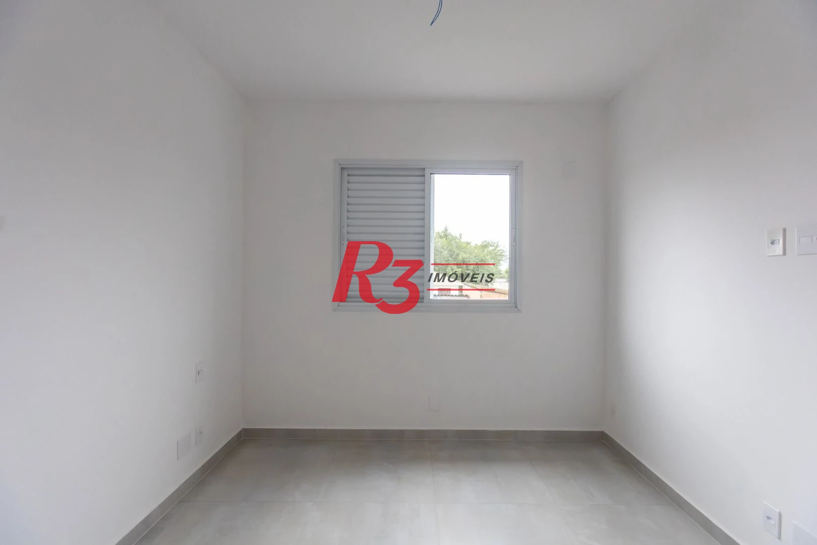 Village com 3 dormitórios à venda, 122 m² por R$ 820.000,00 - Aparecida - Santos/SP