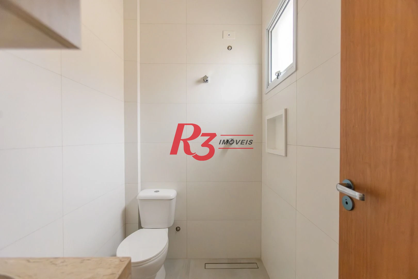 Village com 3 dormitórios à venda, 122 m² por R$ 820.000,00 - Aparecida - Santos/SP