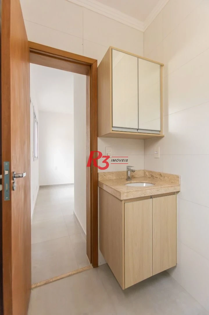 Village com 3 dormitórios à venda, 122 m² por R$ 820.000,00 - Aparecida - Santos/SP