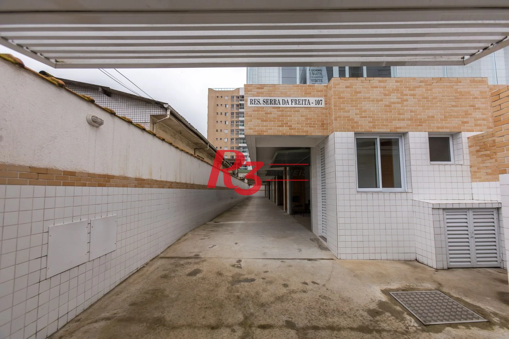 Village com 3 dormitórios à venda, 122 m² por R$ 820.000,00 - Aparecida - Santos/SP