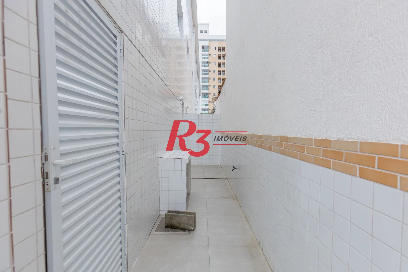 Village com 3 dormitórios à venda, 122 m² por R$ 900.000,00 - Aparecida - Santos/SP
