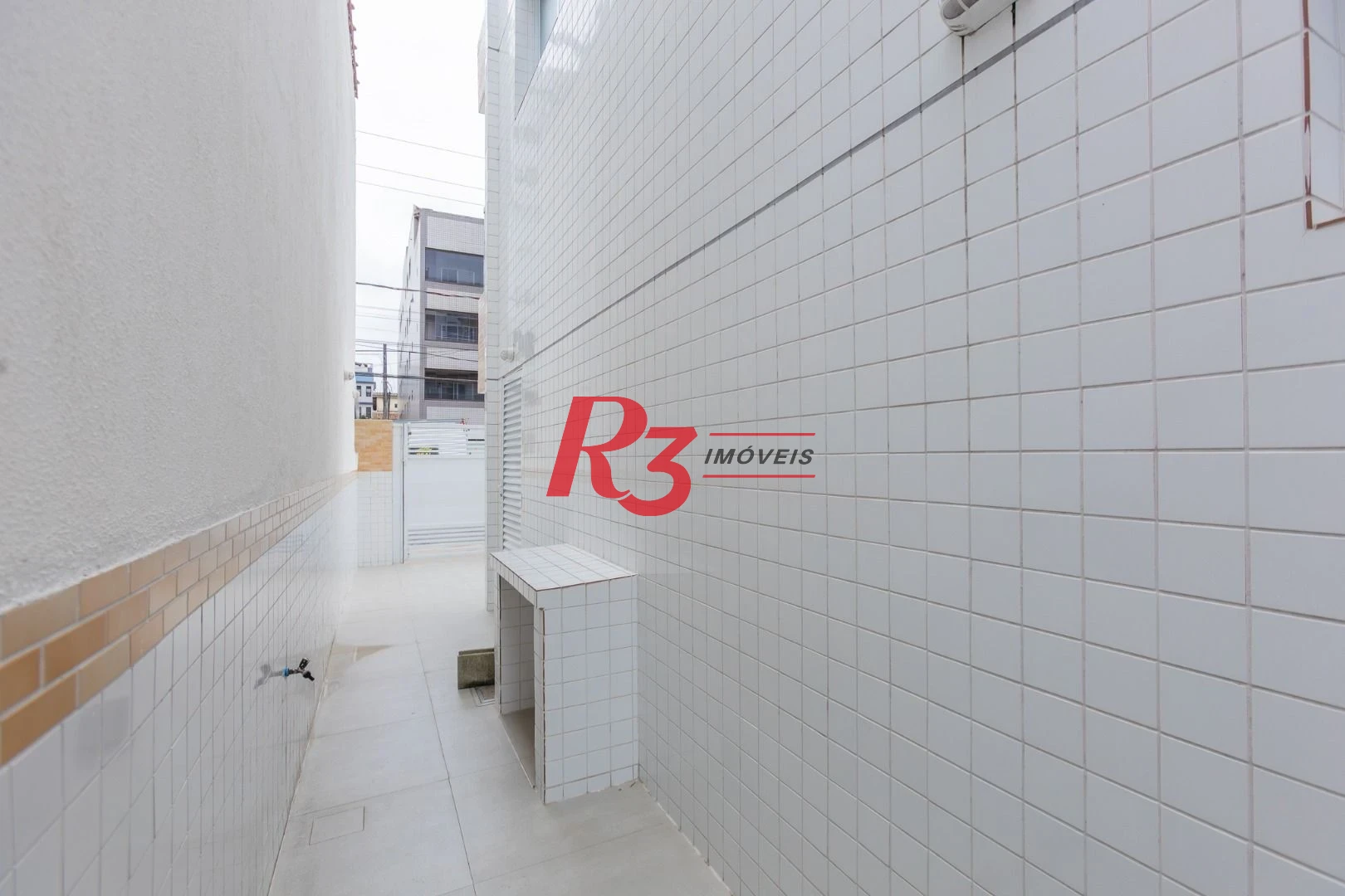 Village com 3 dormitórios à venda, 122 m² por R$ 900.000,00 - Aparecida - Santos/SP