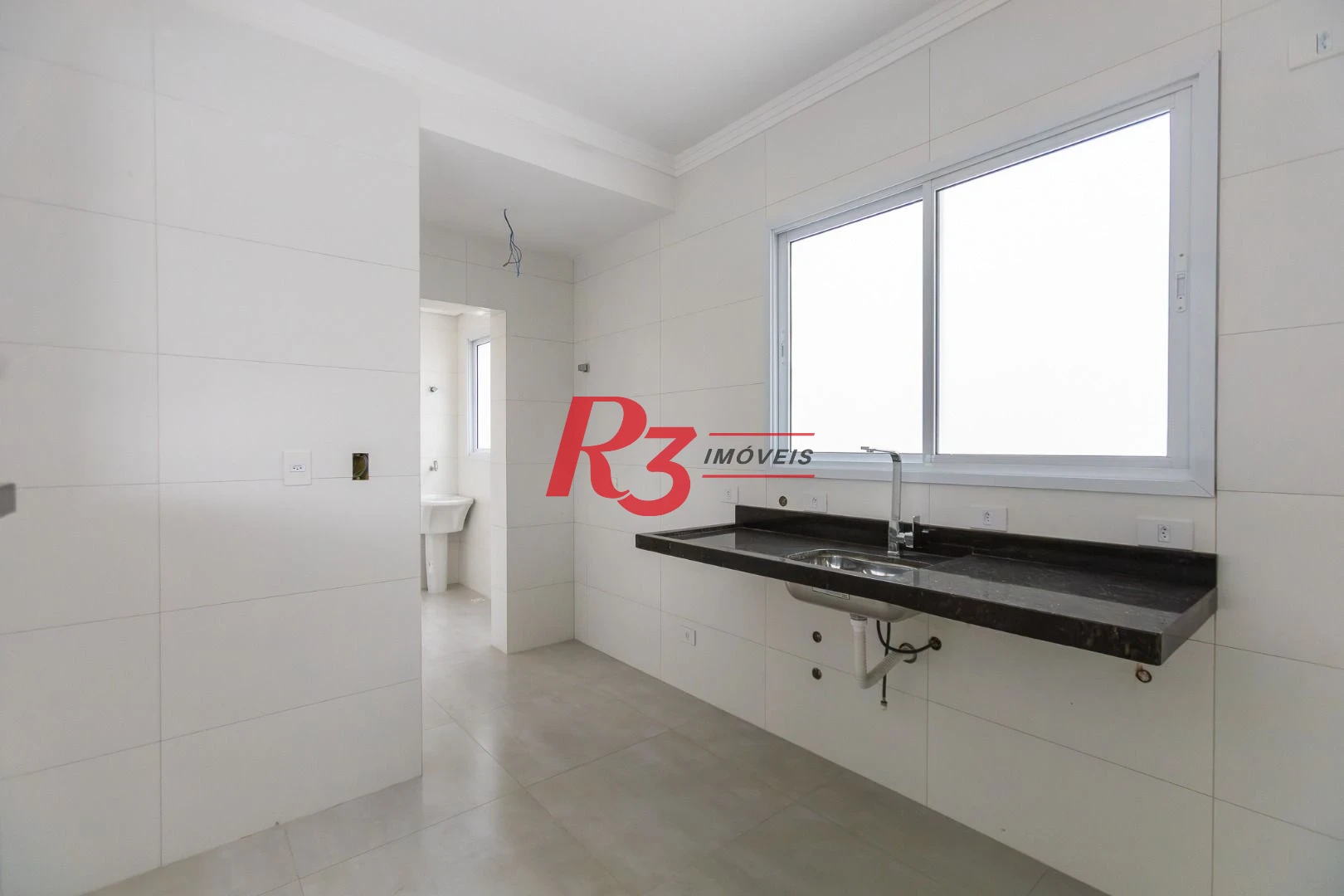 Village com 3 dormitórios à venda, 122 m² por R$ 900.000,00 - Aparecida - Santos/SP