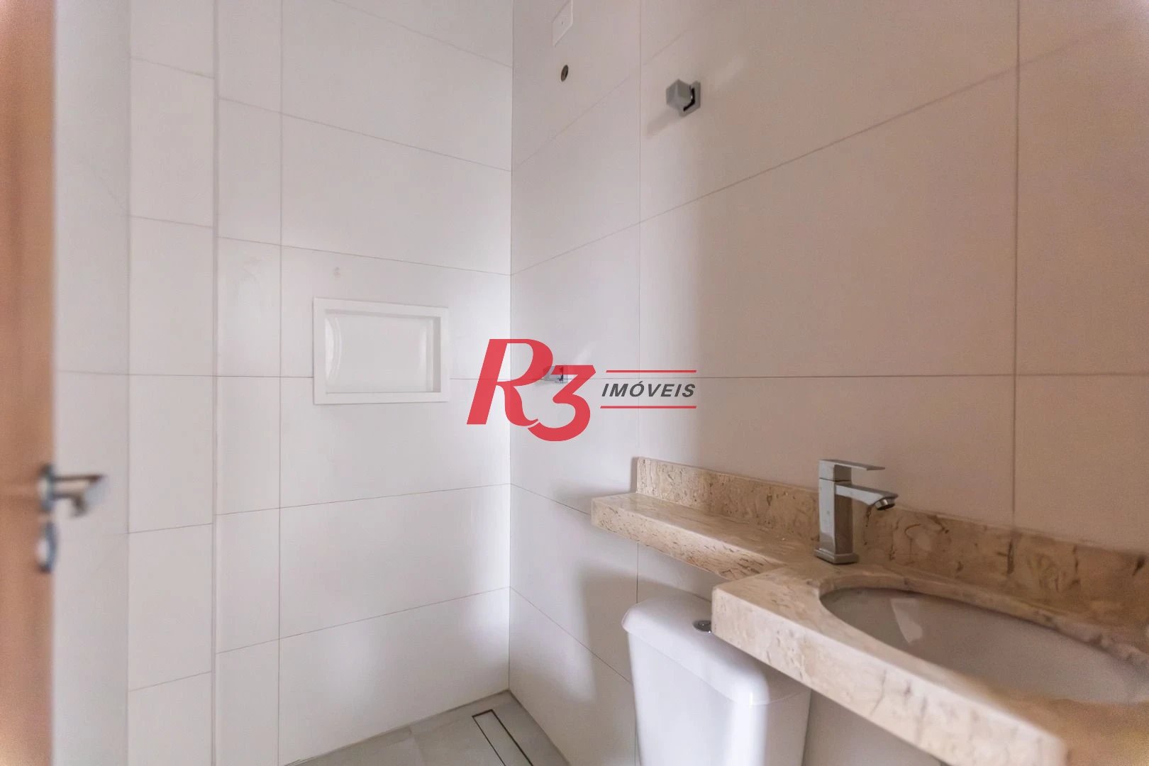 Village com 3 dormitórios à venda, 122 m² por R$ 900.000,00 - Aparecida - Santos/SP