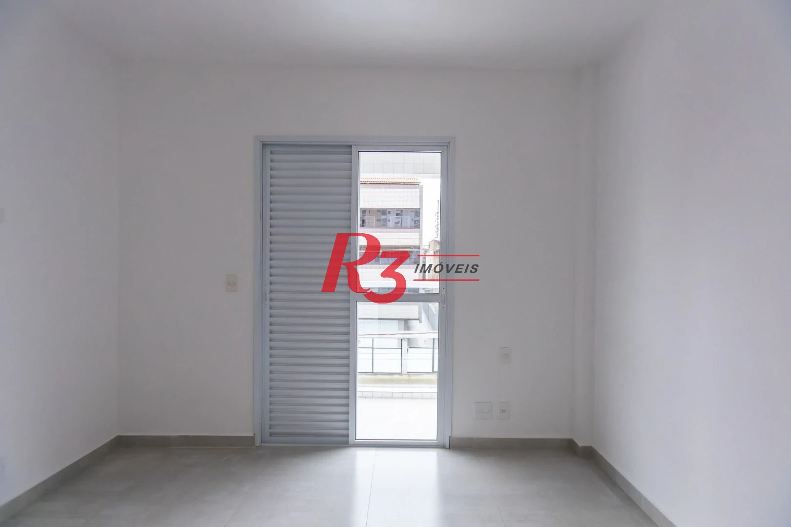 Village com 3 dormitórios à venda, 122 m² por R$ 900.000,00 - Aparecida - Santos/SP
