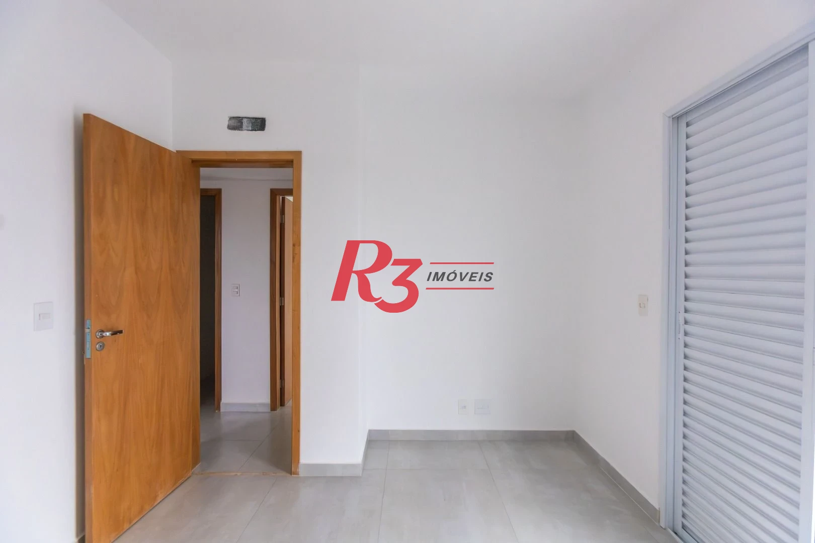 Village com 3 dormitórios à venda, 122 m² por R$ 900.000,00 - Aparecida - Santos/SP